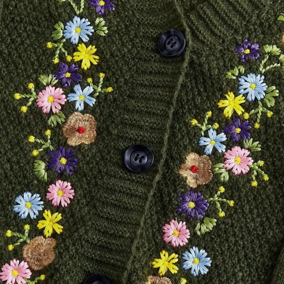 Surprise Song Inspired Cardigan Taylor Swift Swiftie evermore Flowers Green - Picture 6 of 6